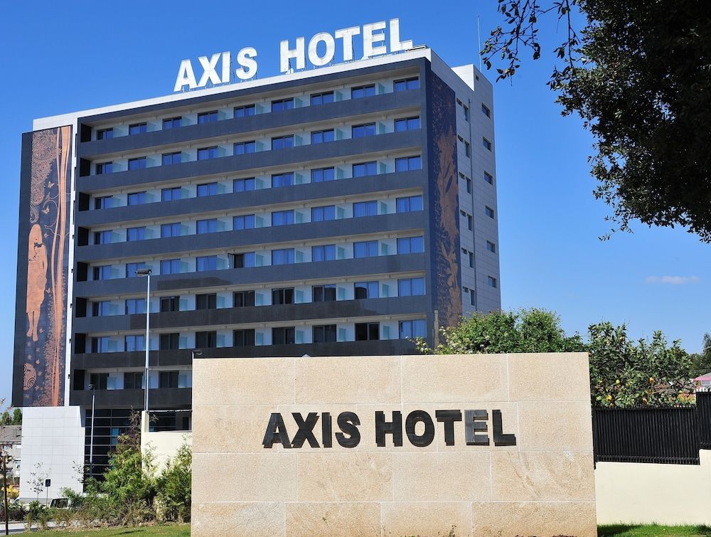 Axis Porto Business & Spa Hotel 1