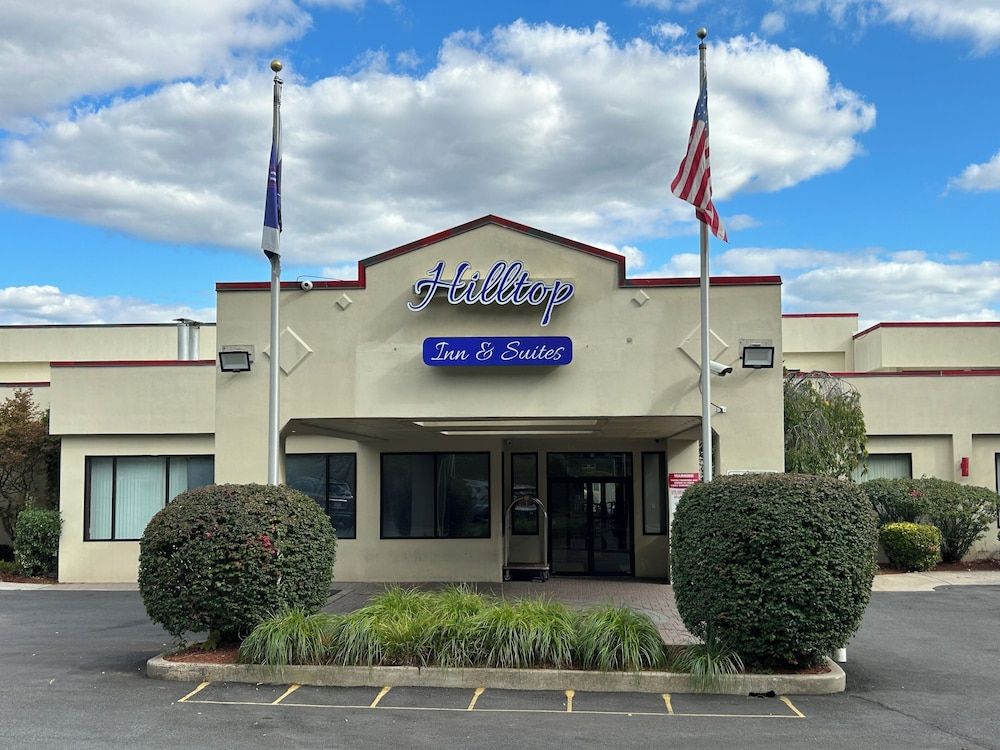 Hilltop Inn & Suites 1