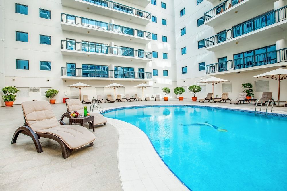 Golden Sands Suites 1