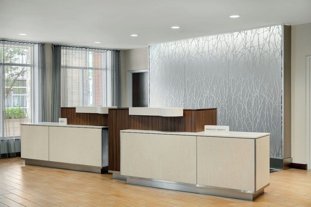 Fairfield Inn & Suites by Marriott Cincinnati Uptown/University Area 2
