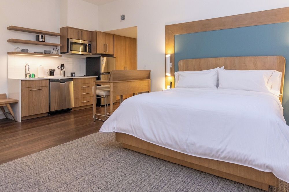 Element by Marriott St. Louis Midtown 1