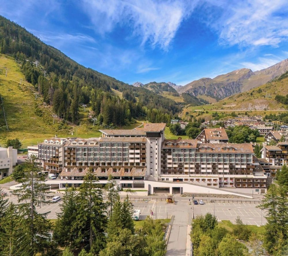 Hotiday Apartments La Thuile 1