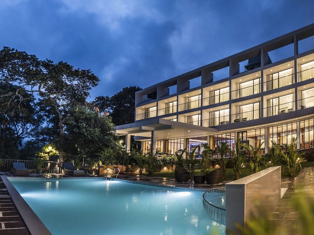 WILD AVENUE RESORT & SPA 1