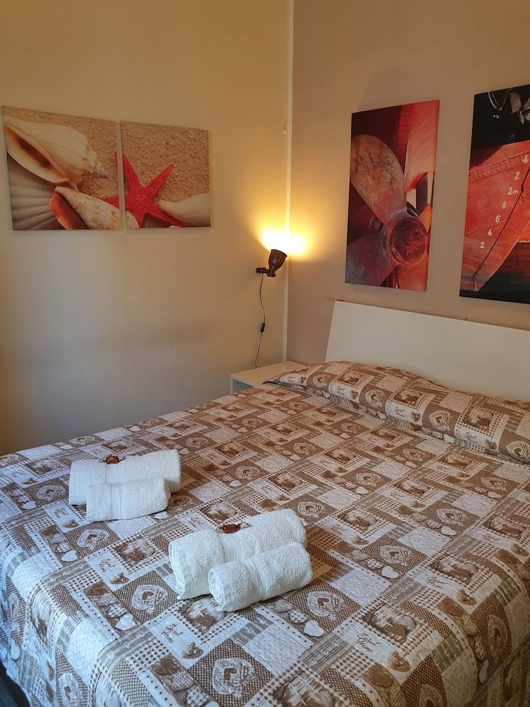 4Rooms Guest House Free Wi-Fi 2