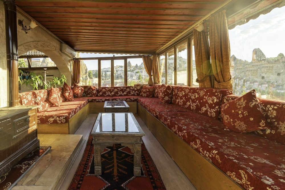 Adora Cave Suites - 2