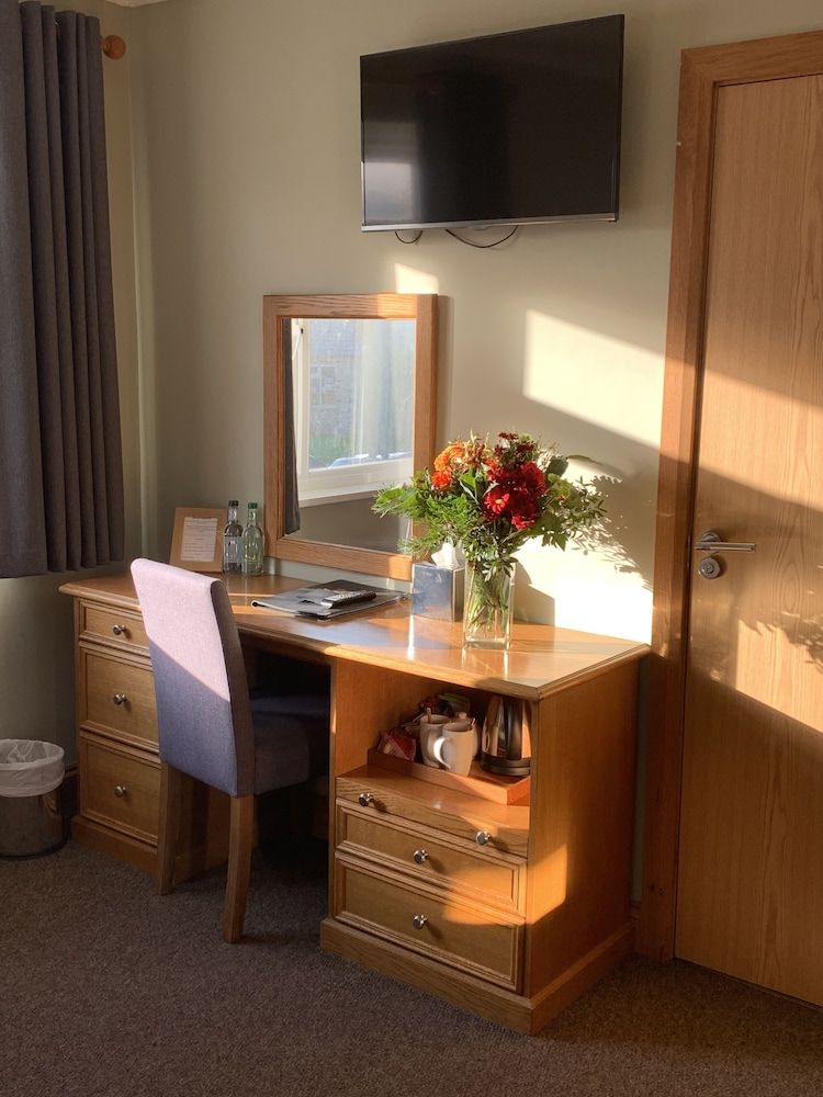 St. Davids Cross Hotel 2