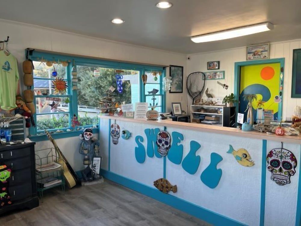 Swell Motel 2