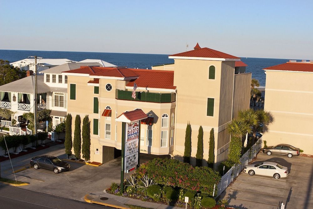 DeSoto Beach Hotel 1
