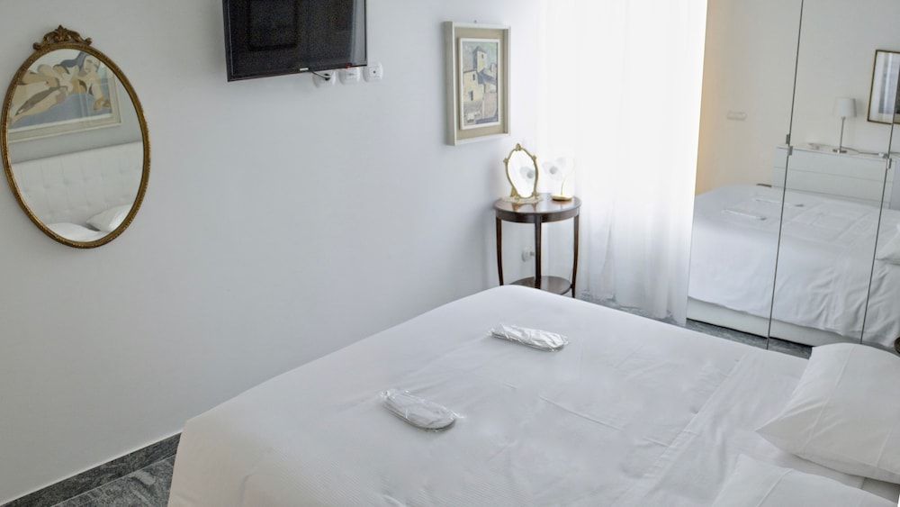 Aiello Suites Executive 2