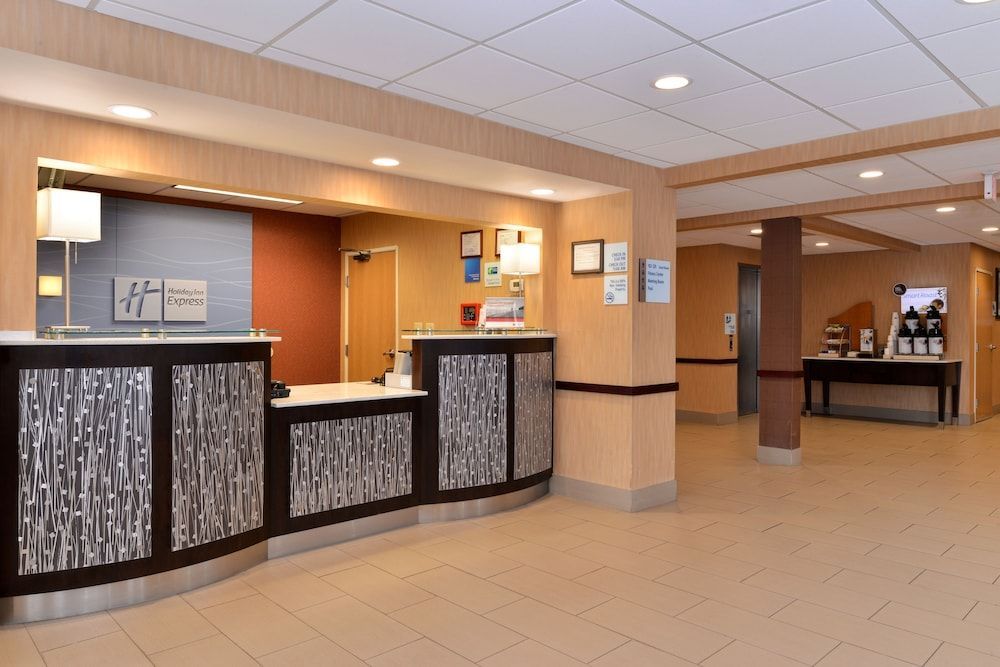 Comfort Inn & Suites Sharonville - Cincinnati North 2
