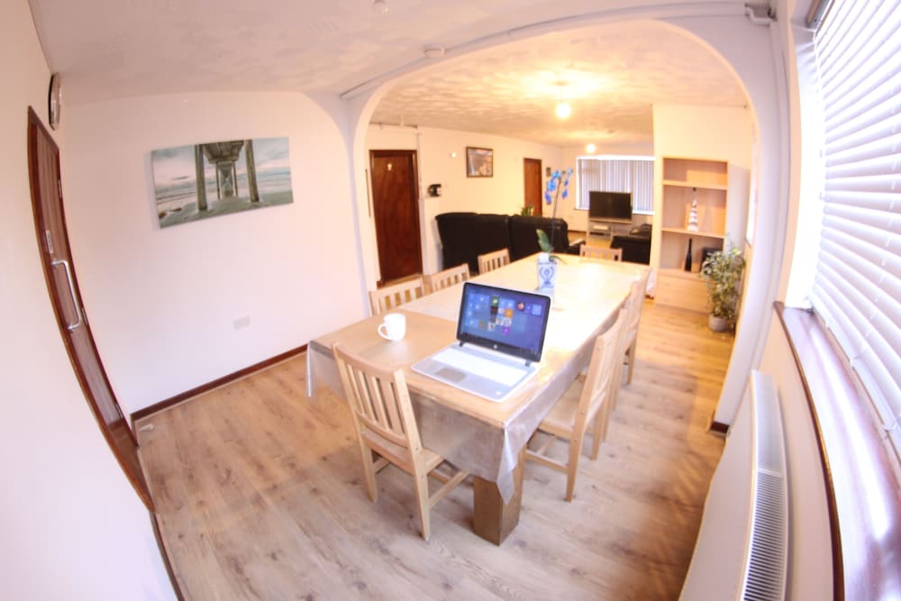 College Street Abode - Guest House 2