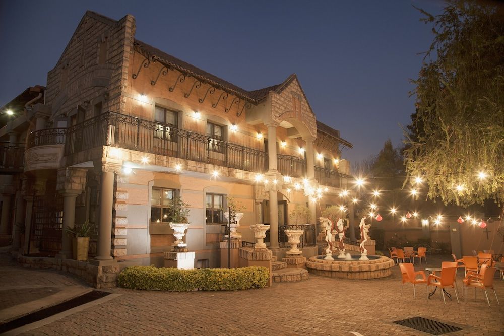 Casa Toscana Lodge 1