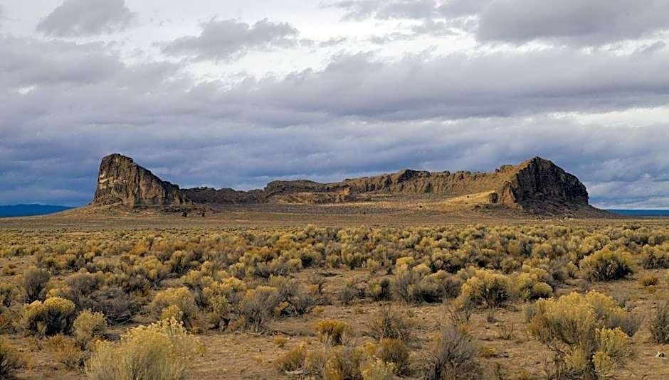 DiamondStone Guest Lodges 1