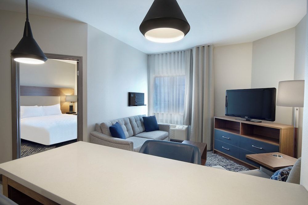 Candlewood Suites BUFFALO AMHERST by IHG 2