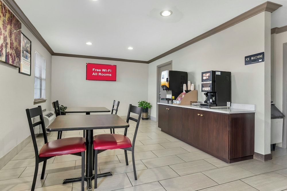 Red Roof Inn West Memphis, AR 2