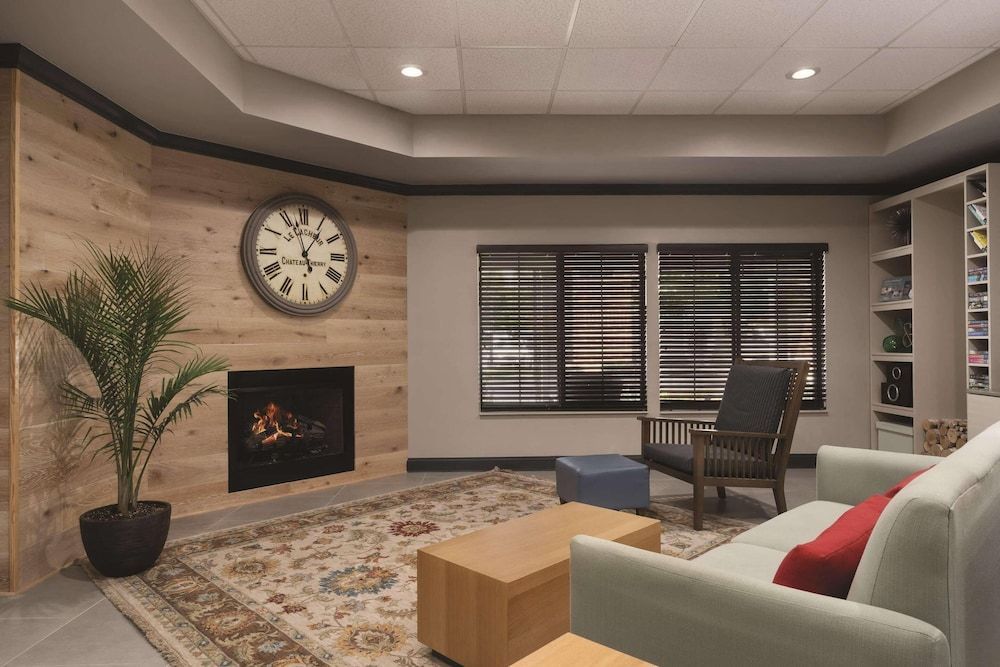 Country Inn & Suites by Radisson Raleigh-Durham Airport NC 2