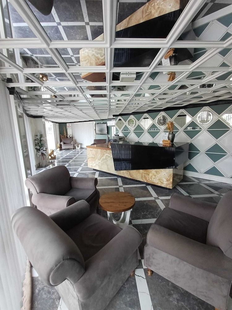 River suite hotel 2
