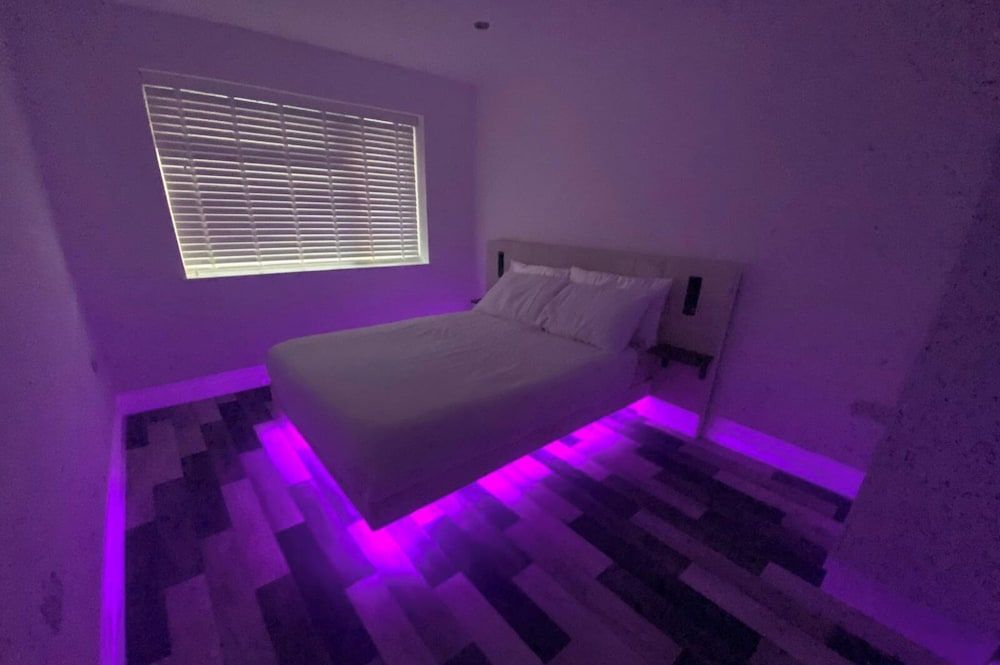 Stunning Truro 1-bed - Sleeps 2 & Parking 2