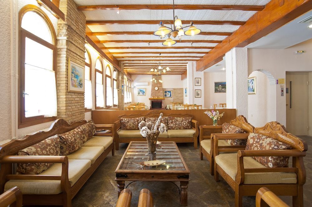 Acropole Delphi City Hotel 2