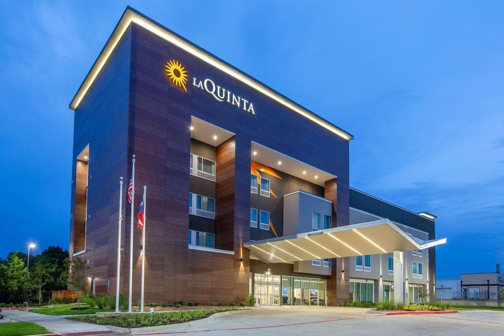La Quinta by Wyndham Dallas Duncanville 1
