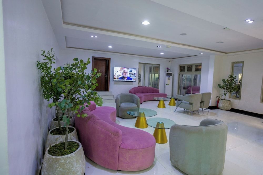 GolfView Suites & Conference Center, Ikeja 2