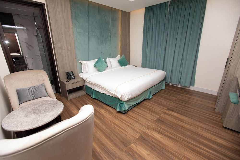 Luxury Night Al Munsiyah 2