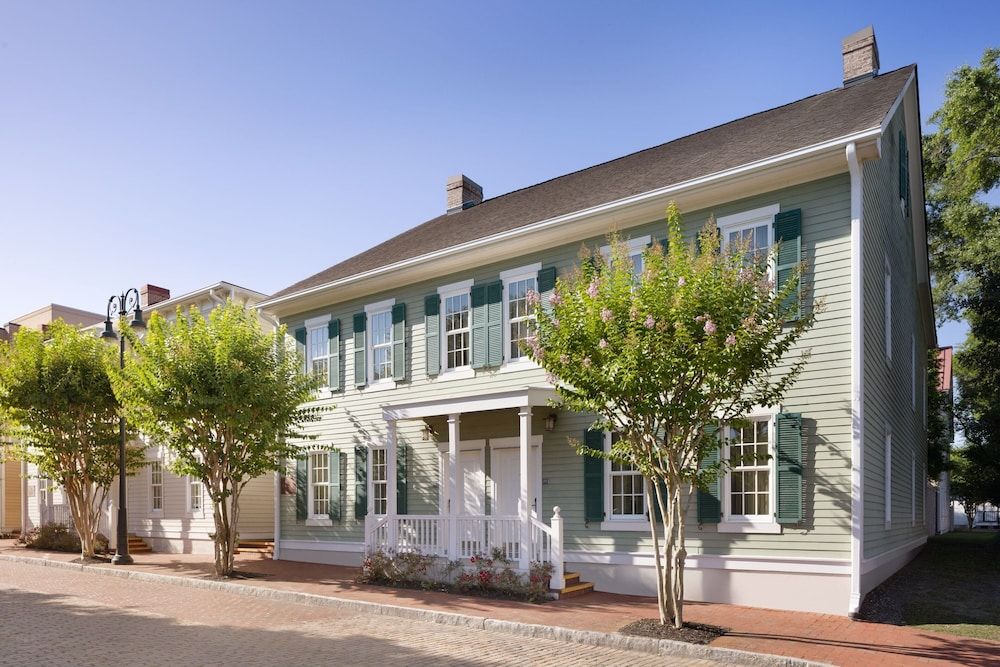 Residence Inn Savannah Downtown Historic District 1