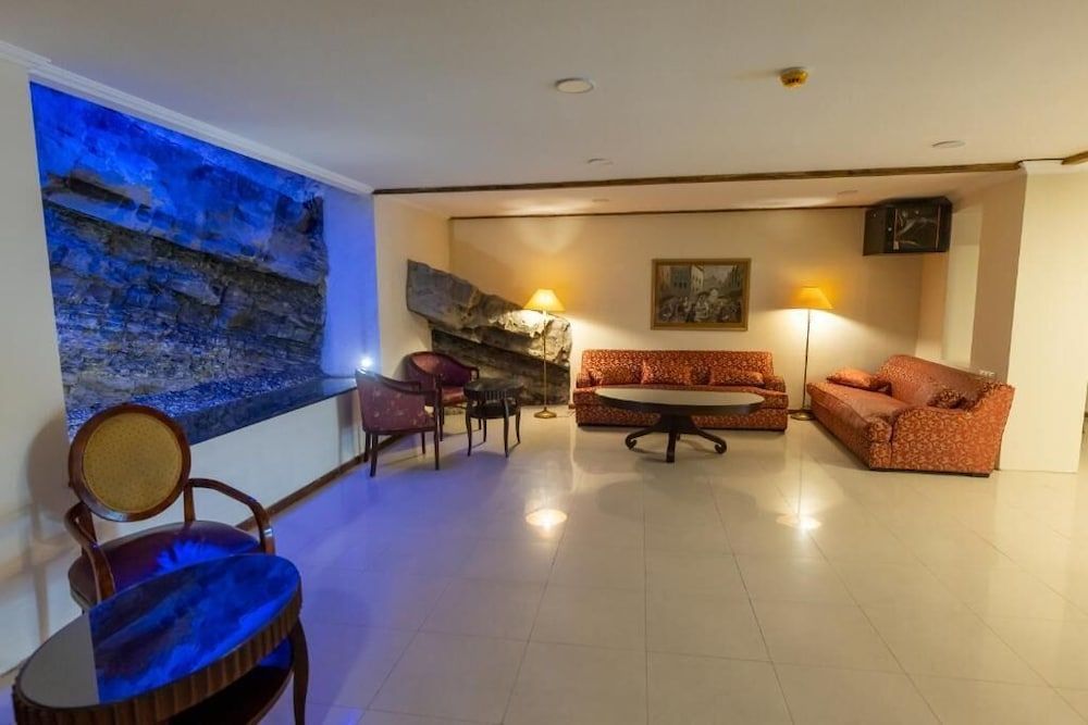 Hotel Beaumonde Garden 2