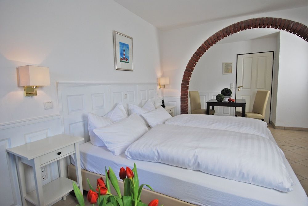 Wohlfühlhotel Hörn van Diek Garni mit Schwimmbad 2