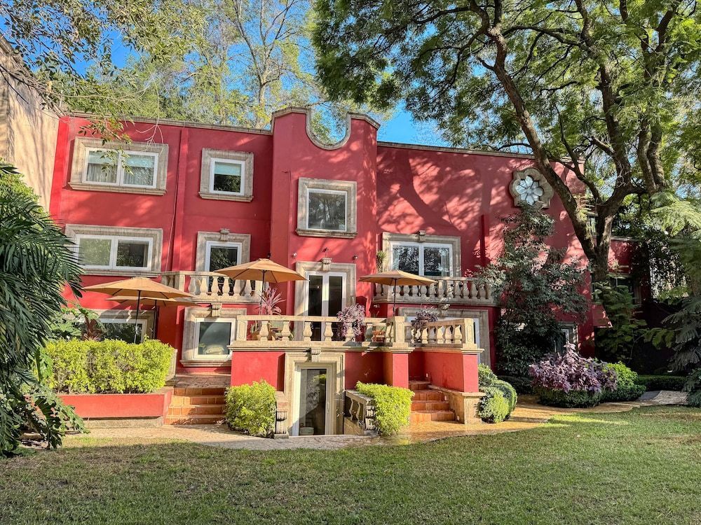 Hotel Boutique Casa Alebrije 1