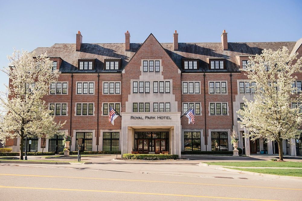 Royal Park Hotel 1