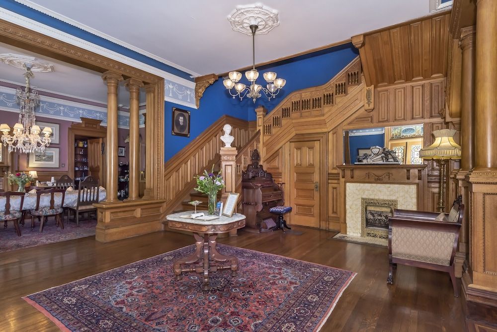 Chateau Tivoli B&B 2