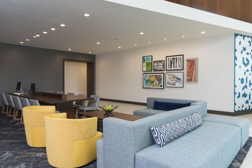 Hyatt Place Sarasota/Lakewood Ranch 2