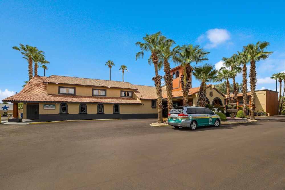 Quality Inn & Suites Goodyear - Phoenix West 1