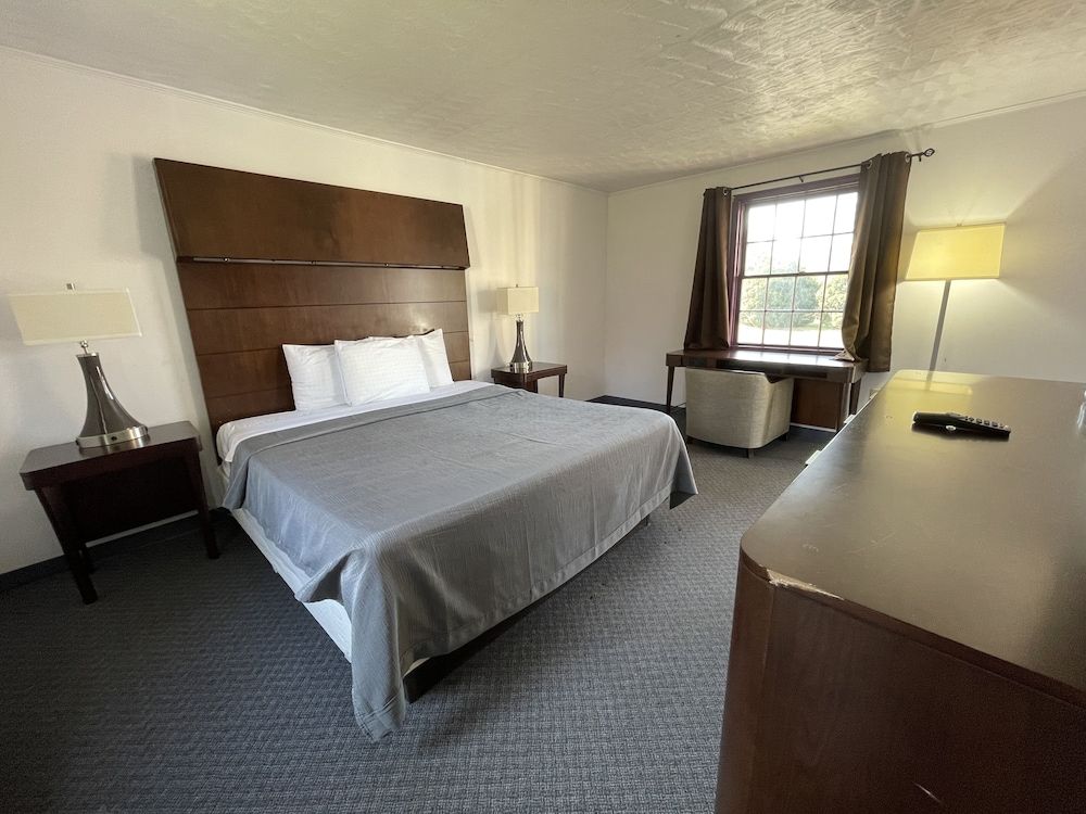 Rips Country Inn 1
