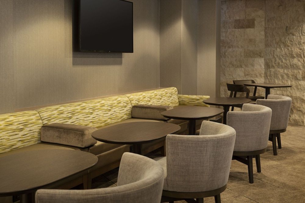 SpringHill Suites Fort Worth University 2