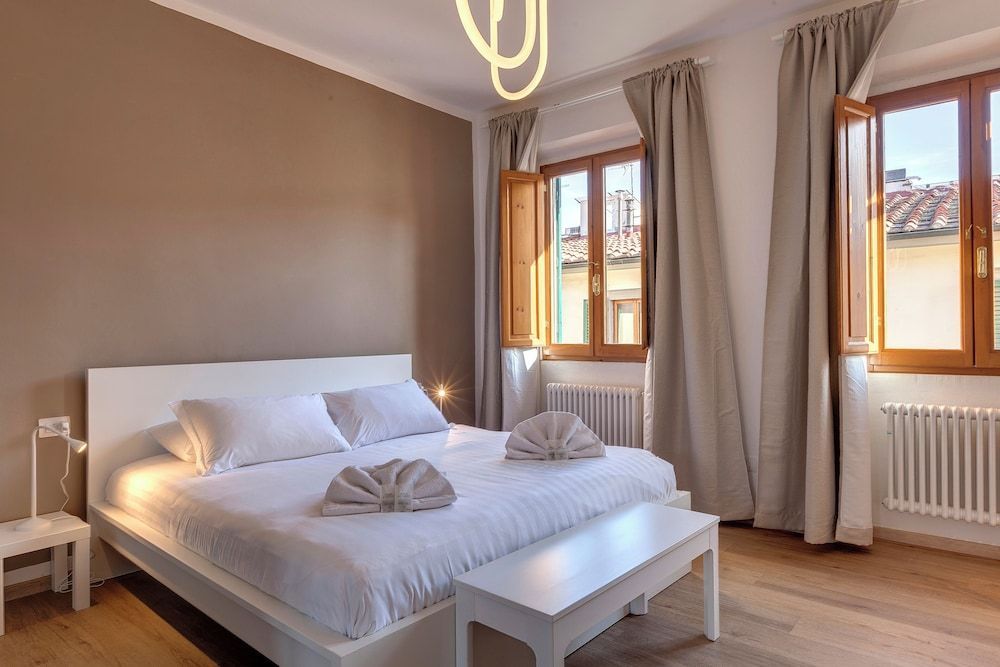 Sacha Apartment by Mamo Florence 1