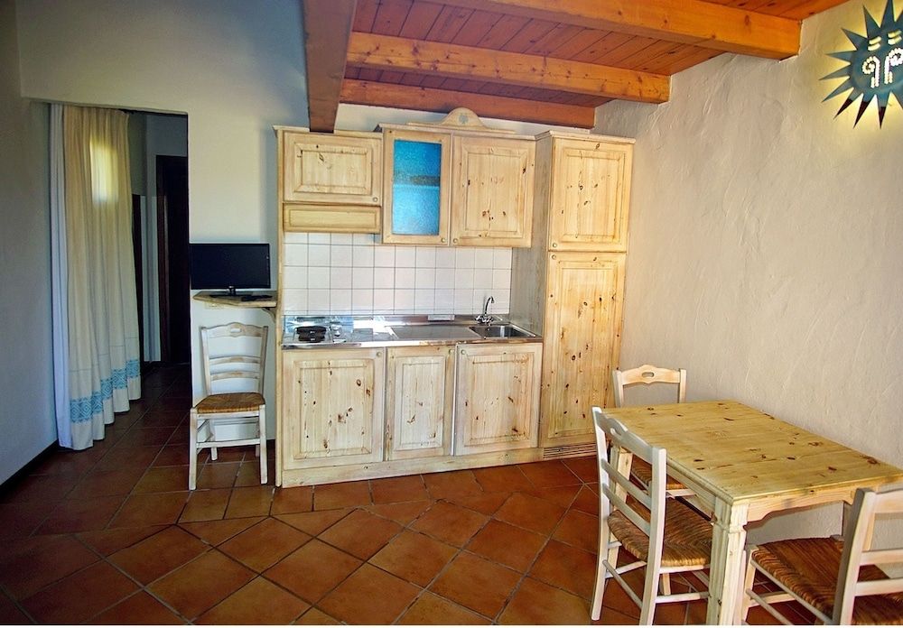 Liscia Eldi Residence 1