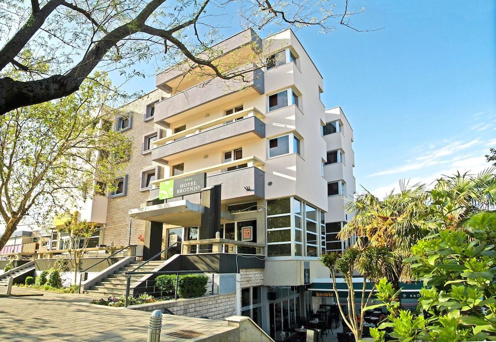Hotel Brotnjo 1