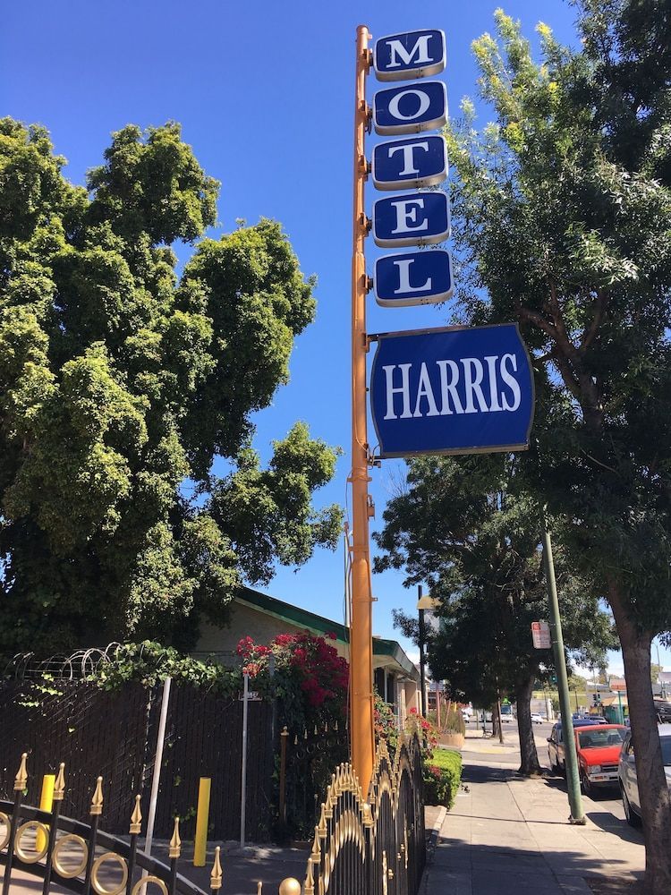 Harris Motel 1