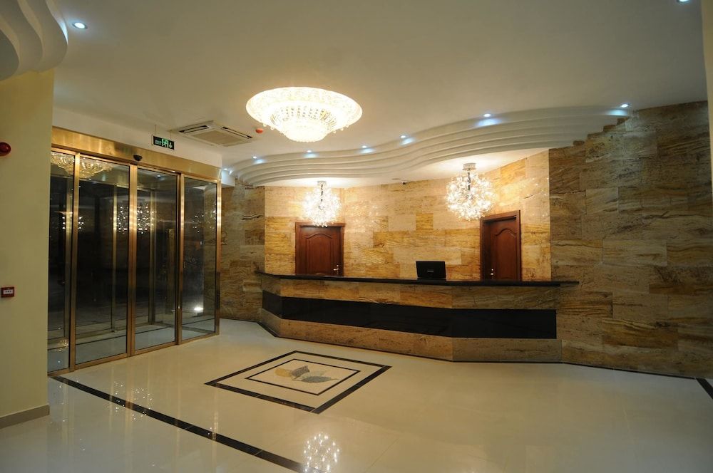 Tetra Tree Hotel 1 2