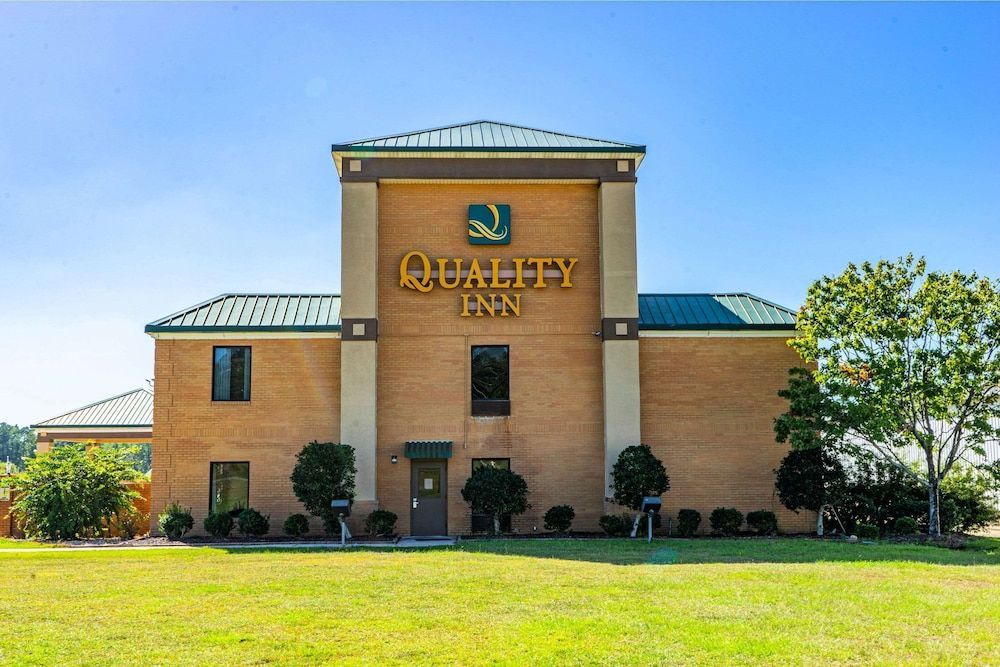 Quality Inn Whiteville North 1
