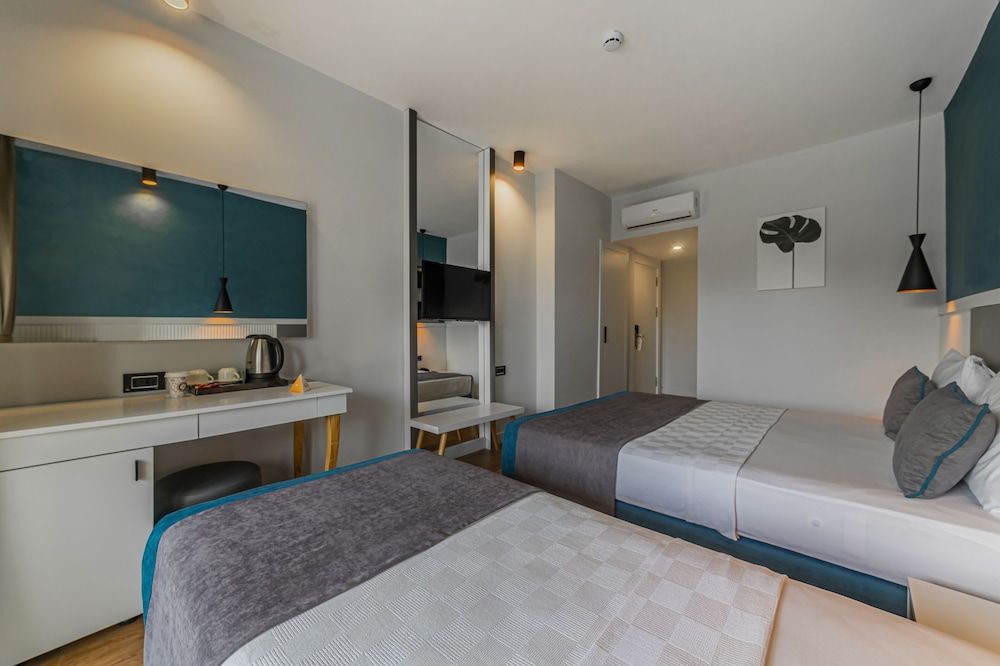 Tema 242 Hotel 2