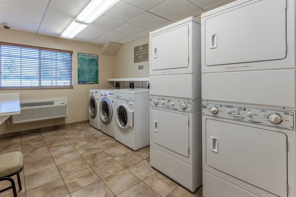 Candlewood Suites MINOT by IHG 1
