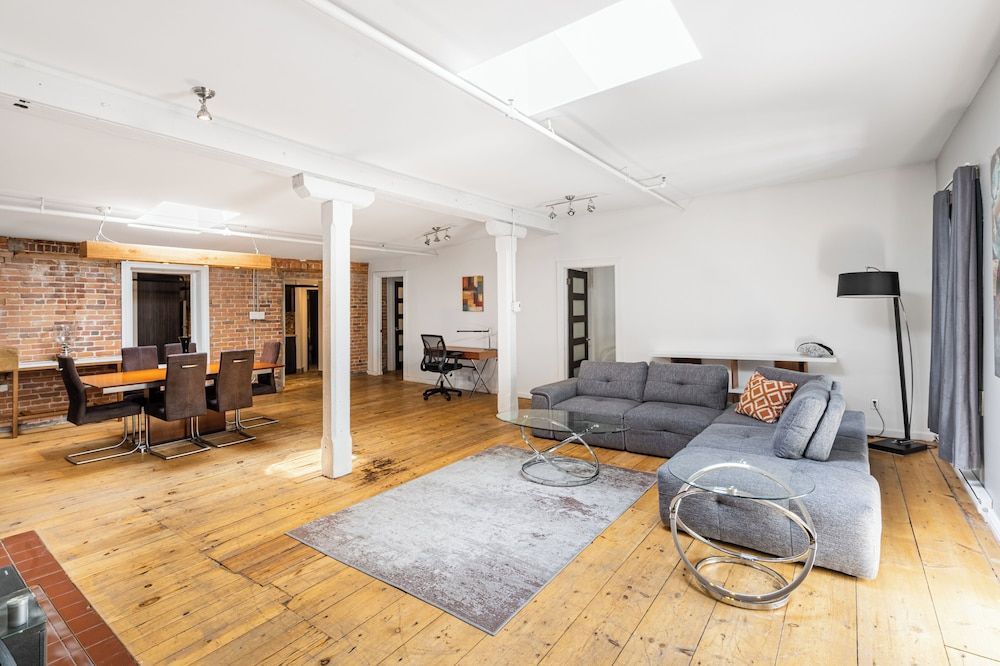 Lofts du Vieux-Port by Gray Collection 1
