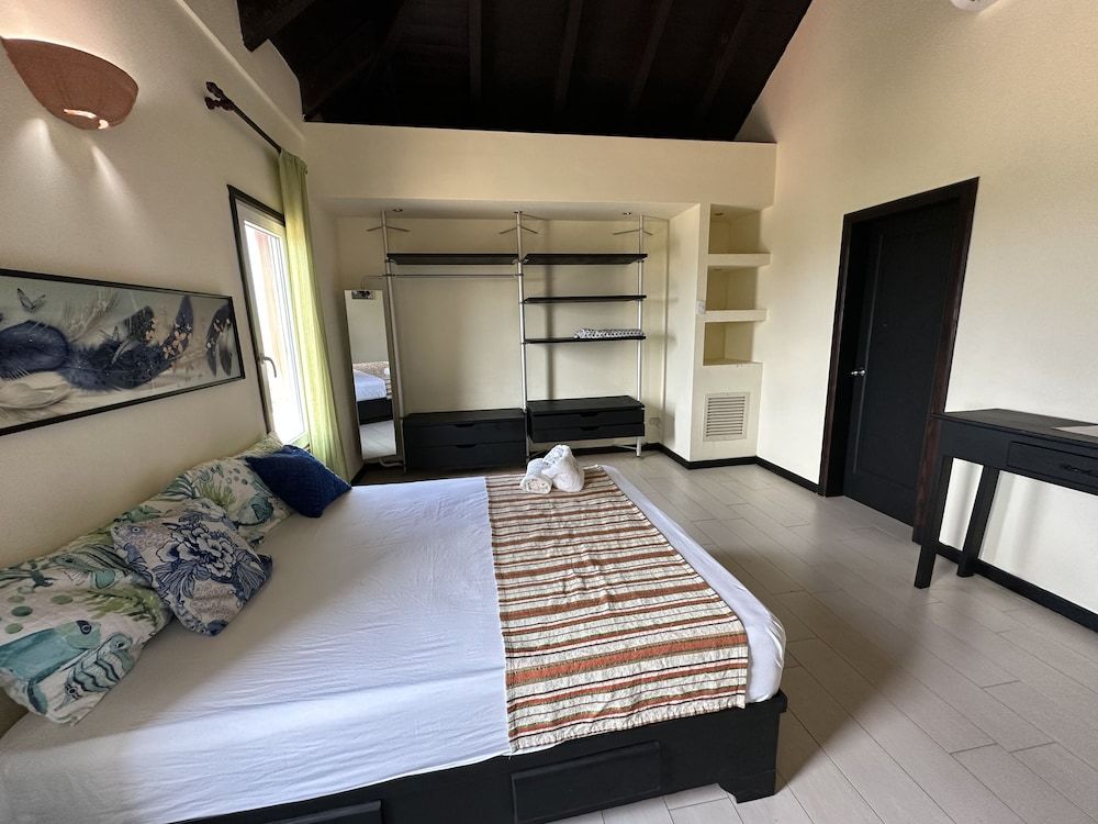 Sunset Village 1