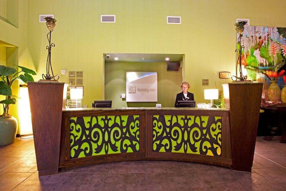 Holiday Inn & Suites OCALA CONFERENCE CENTER by IHG 2