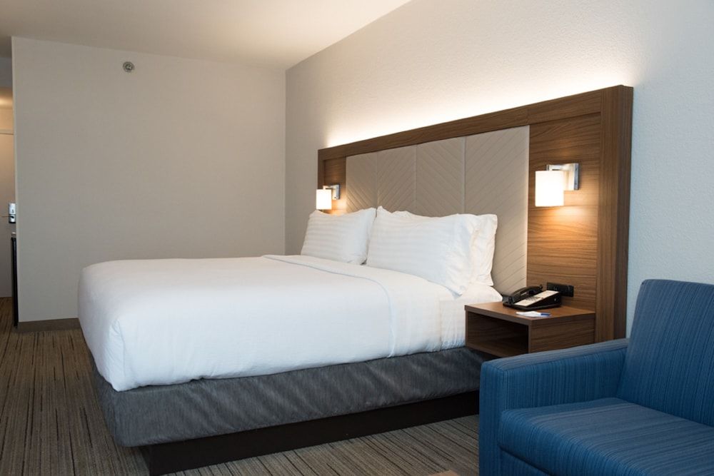 Holiday Inn Express PASCAGOULA-MOSS POINT by IHG 2