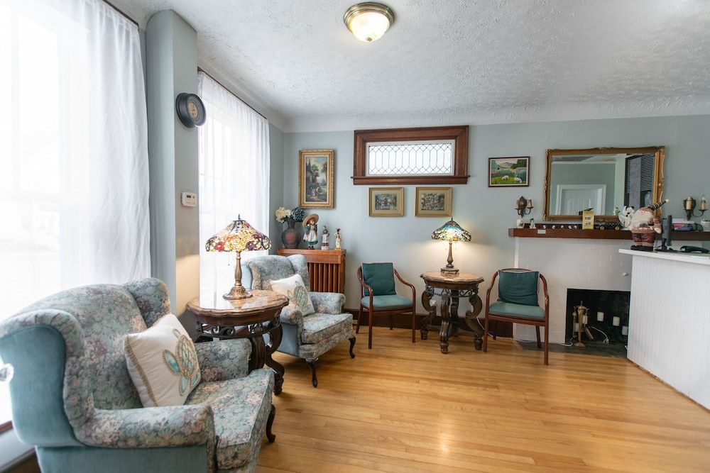 Prince Street Suites 2