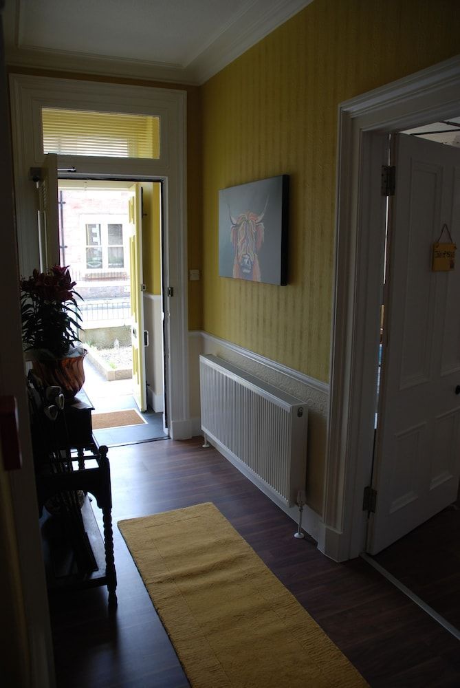 The Coo's Guest House 2